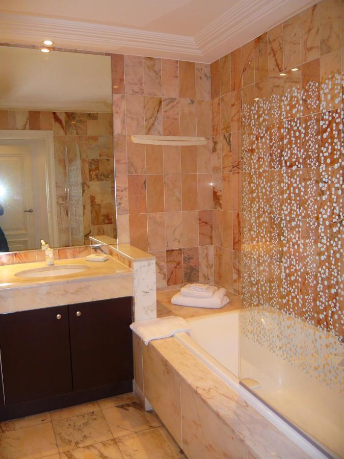 Appartement Relais De La Reine Cannes Croisette Eksteriør bilde